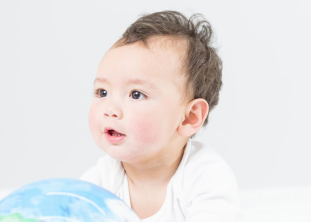 安抚奶嘴几个月开始用