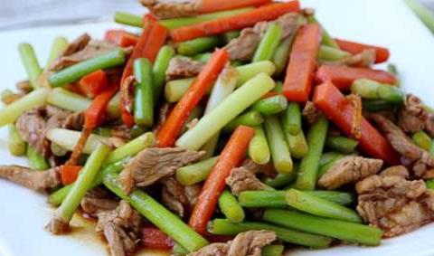 哺乳期蒜苔是可以吃的吗 哺乳期蒜苔是可以吃的吗