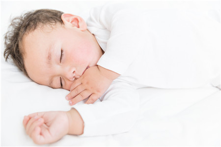 【好听的龙凤胎乳名大全】龙凤胎小名可爱点的_龙凤胎宝宝创意小名