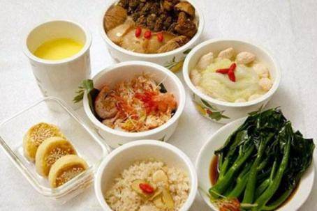 产妇月子餐食谱介绍,怎么给刚生完宝宝的妈妈做月子餐?