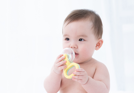 婴儿感冒能洗热水澡吗