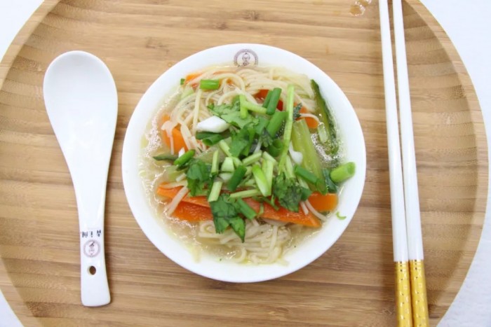 产后第四周适合喝什么营养汤 月子餐营养汤怎么吃