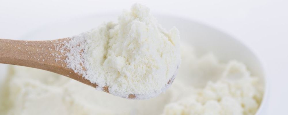 宝宝性早熟的原因有这几个 妈妈如何选好奶粉