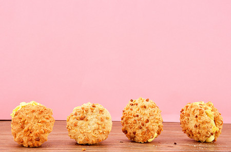 八个月宝宝可以吃肉松吗