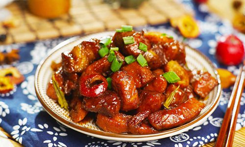 红烧肉的做法大全,这样做肥而不腻拌饭吃太过瘾了