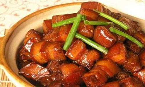 红烧肉的做法,家庭版简单做法吃起来太过瘾