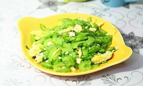 苦瓜怎么做好吃又不苦,和这些食物搭配炒最好最营养