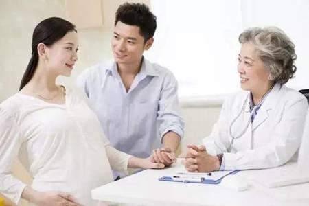 羊水栓塞是什么意思 孕妇须知三件事来降低此风险