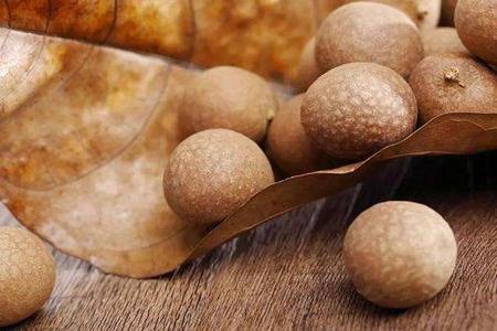 桂圆的功效与作用 女人常吃桂圆肉有什么好处哪些人不适合吃