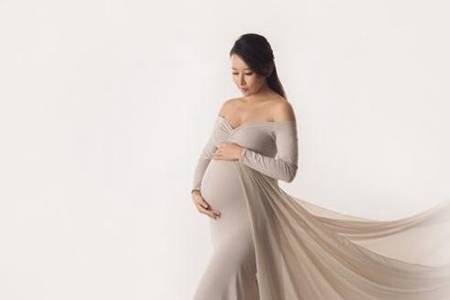 妊娠纹总是痒痒的怎么回事 妊娠纹全部去除费用大概是多少呢