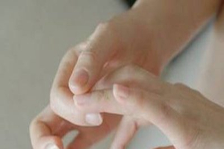 防止冻疮的方法有哪些？寒冷冬季再也不怕冻疮“侵袭”