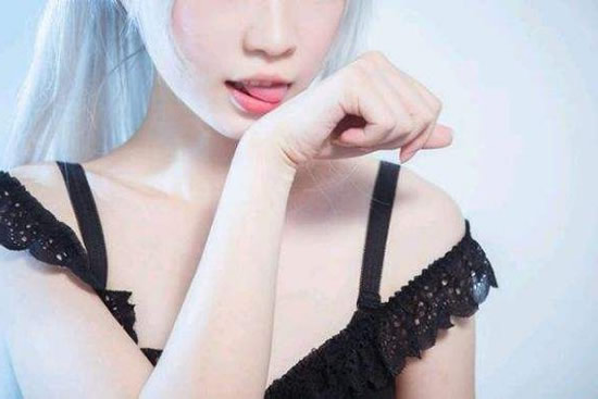 学会5招！女人让男人下不了床的技巧