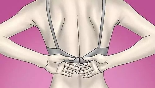 求解文胸的正确穿法 穿内衣的正确方法