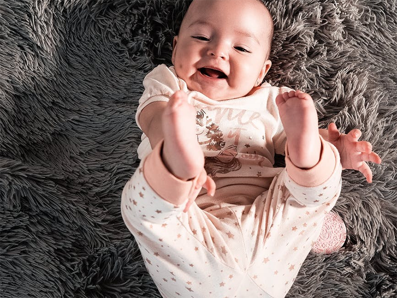 四个月的宝宝还不会翻身,这是怎么回事？