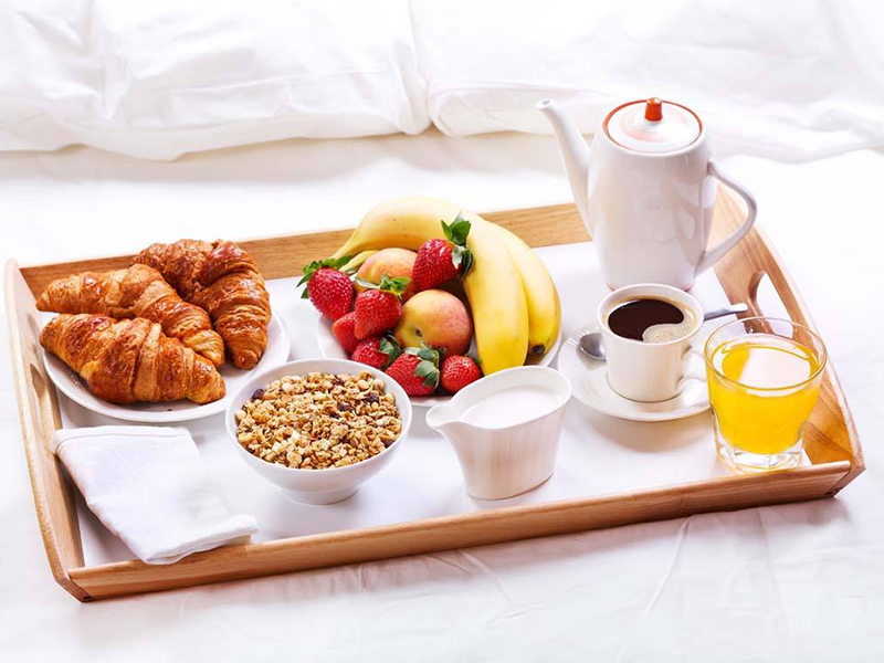 孕妇晚上饿了,吃什么好些？