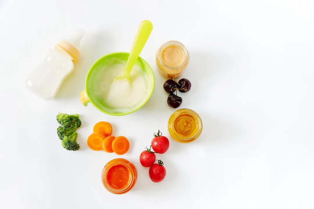 婴幼儿辅食该如何添加？这些误区您了解吗？