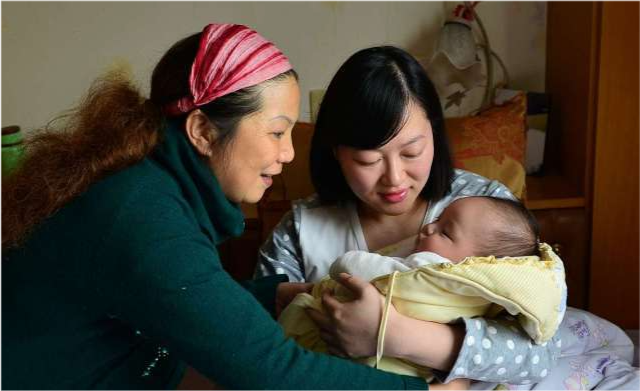 坐月子,有必要花一万块钱请个月嫂吗？过来人：还真别只心疼钱