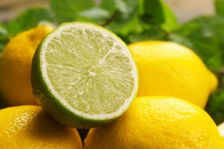 青柠檬和黄柠檬的区别？这三个青柠檬和黄柠檬的区别作用