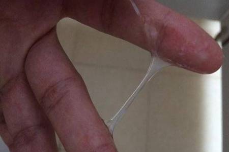 白带流出来像鼻涕怎么回事 女性流白带意味着什么