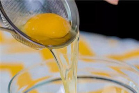 用蜂蜜怎么样去除皱纹？蜂蜜加什么可以消除皱纹