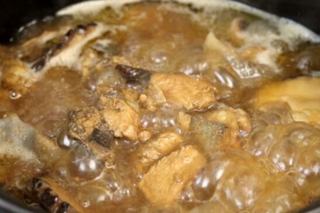 炖鸡怎么炖好吃？香菇炖鸡的做法最正宗的做法