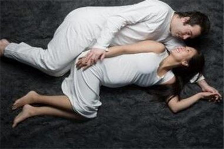 夫妻想要宝宝多用四个最佳受孕姿势