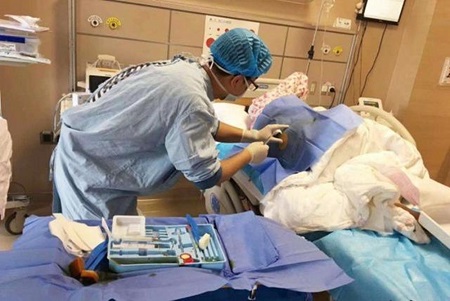 剖腹产比顺产轻松？看完这些手术工具,别再说女人矫情