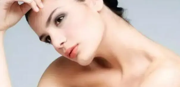 女性排卵期出血,你也被吓得不轻？