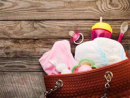 顺产待产包和剖腹产待产包一样吗？应该注意什么？