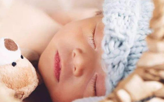 婴儿生长发育标准表2021