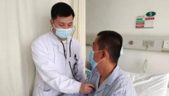 男子空中突发气胸险窒息