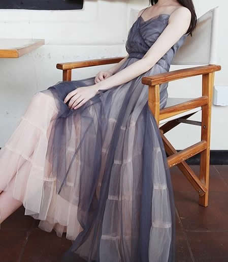 5、网纱连衣裙，朦胧的透视感，若隐若现的肌肤有点小性感。