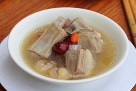 宫寒备孕补汤怎么做？家常做法有效滋补身体