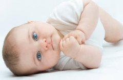 宝宝10月第4周_宝宝0-1岁