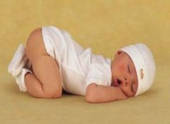 【新生儿黄疸】新生儿黄疸正常值_新生儿黄疸症状_新生儿黄疸多久能退