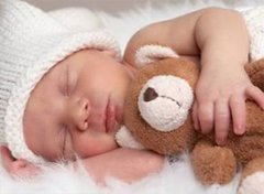 【新生儿吹空调】新生儿可以吹空调吗_新生儿吹空调要注意的问题