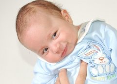 【新生儿体检】新生儿体检要准备什么_新生儿体检注意事项