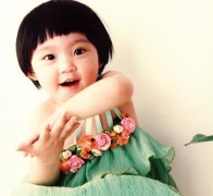 【宝宝2岁4个月】宝宝2岁4个月发育标准_2岁4个月宝宝饮食安排