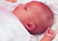 【宝宝1岁3个月】1岁3个月宝宝身高体重标准表_15个月宝宝如何喂养