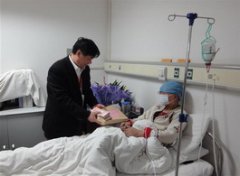 【白血病】白血病的早期症状_白血病是怎么引起的