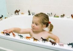 【宝宝4岁1个月】4岁1个月宝宝发育指标_4岁1个月宝宝怎么教育