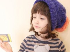 【宝宝4岁8个月】4岁8个月宝宝发育指标_4岁8个月宝宝怎么教育