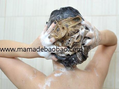 如何用直发器拉直头发: 15 步骤（拉直前的准备工作）