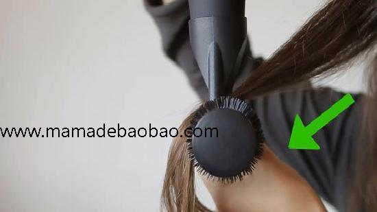 3种方法来用直板夹做出波浪卷发（重复做出卷发圈）