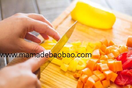 3种方法来不化妆看起来也漂亮（养成完美肌肤）