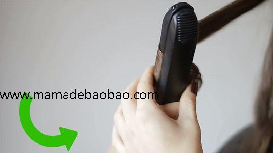 3种方法来用直板夹做出波浪卷发（重复做出卷发圈）