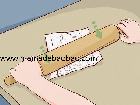 如何用维生素C淡化染后的发色（碾碎维生素C药片）