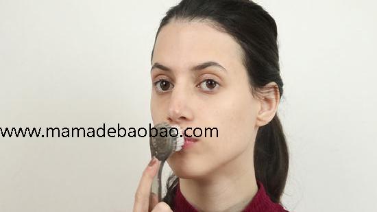 3种方法来不化妆看起来也漂亮（养成完美肌肤）