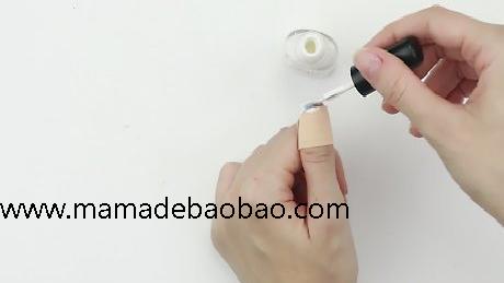 如何做法式美甲: 12 步骤（保养指甲）