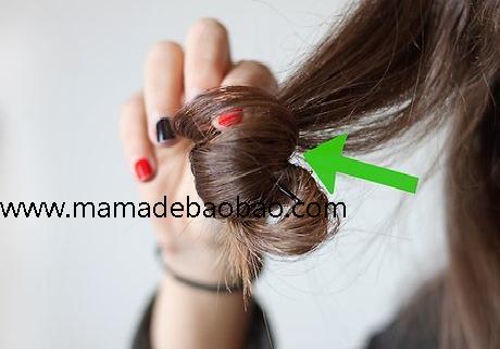 3种方法来用直板夹做出波浪卷发（重复做出卷发圈）